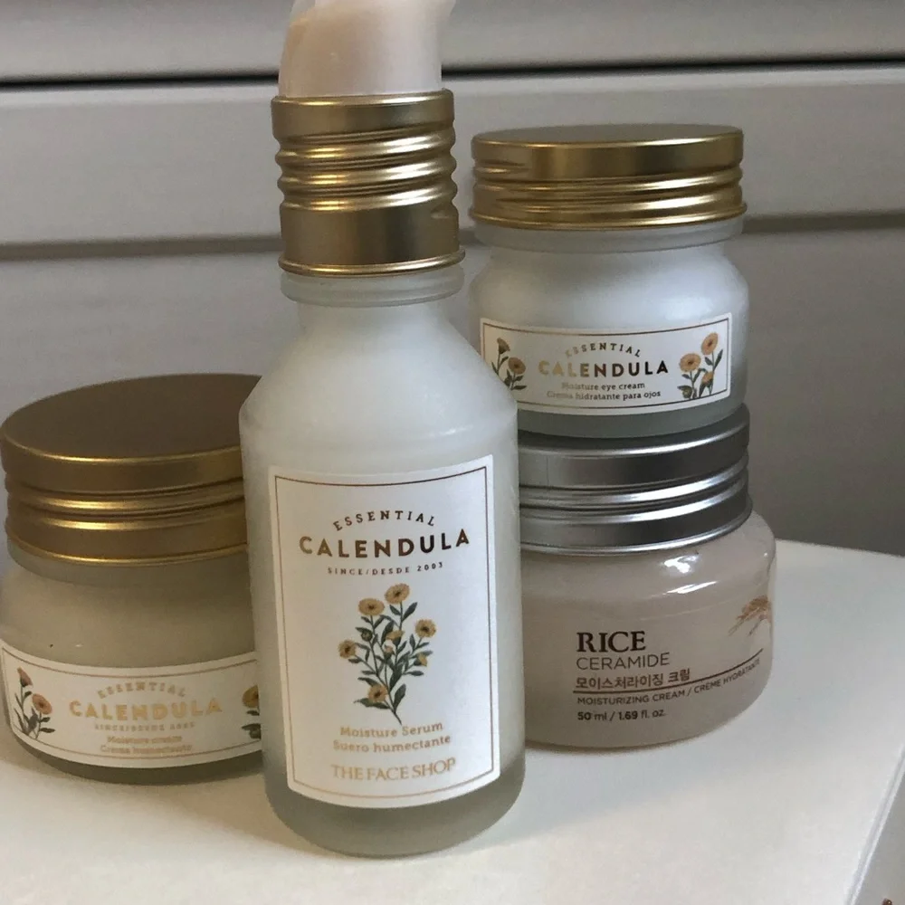 4 Piece Korean Skincare The Face Shop Calendula and Rice Ceramide Skincare Set - Picture 2 of 4